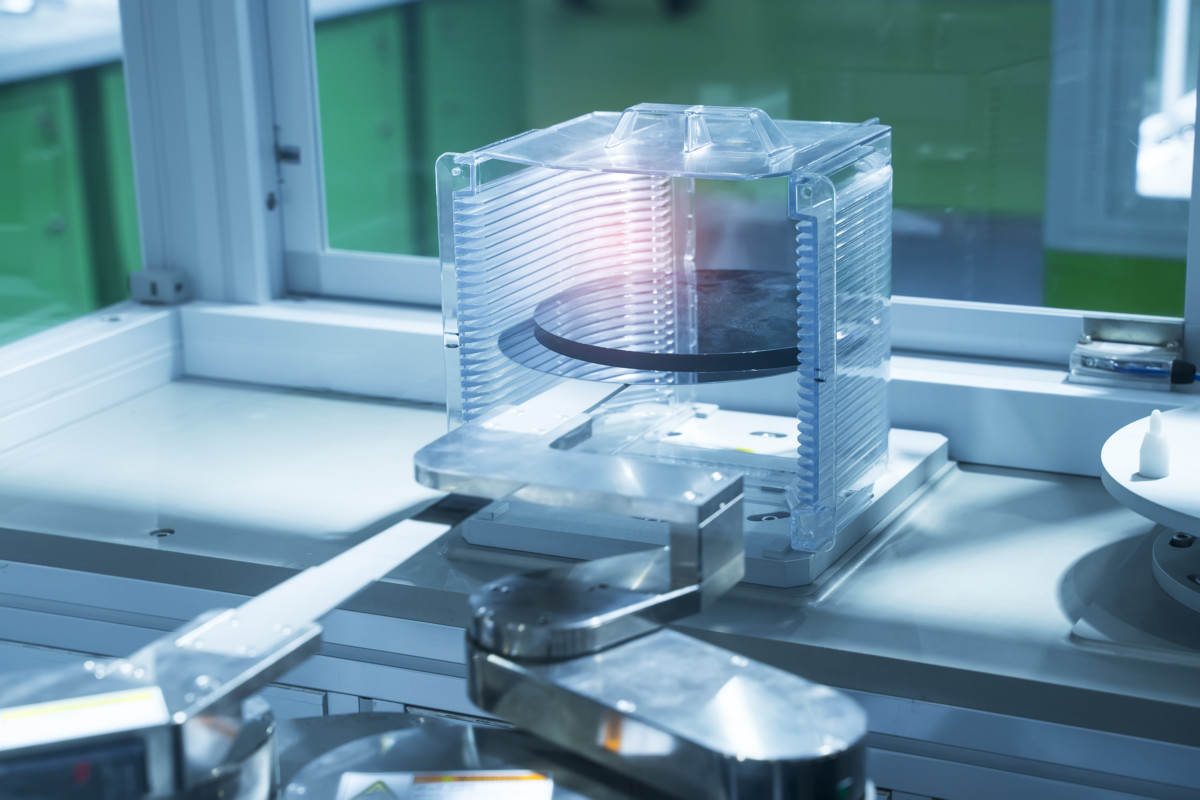 Metal Drive Tapes for Semiconductor Wafer Robotic Manufacturing